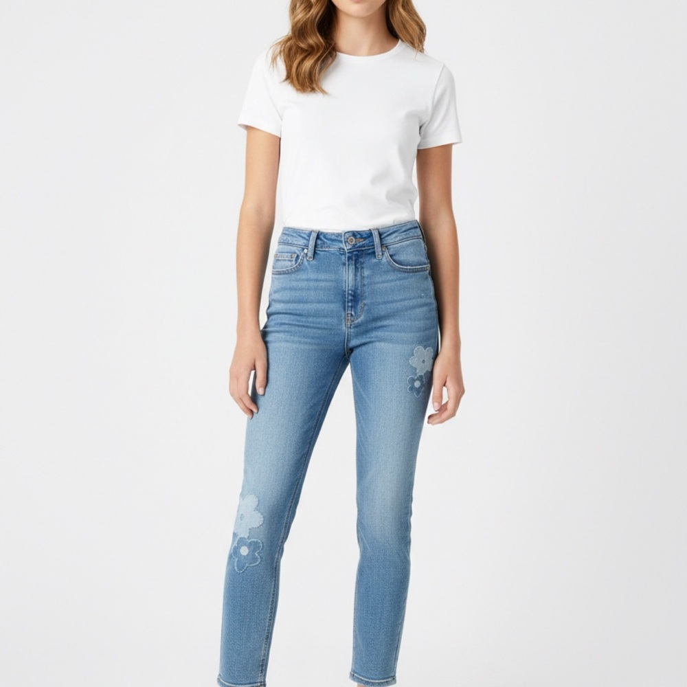 Hollister Light Blue Floral Ankle Jeans